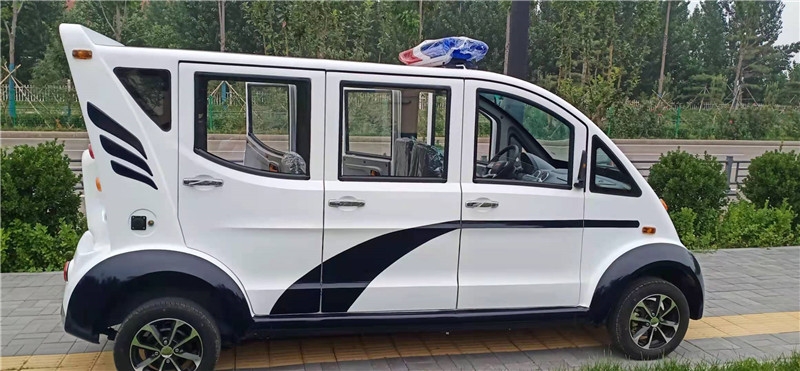萨迦警用巡逻车